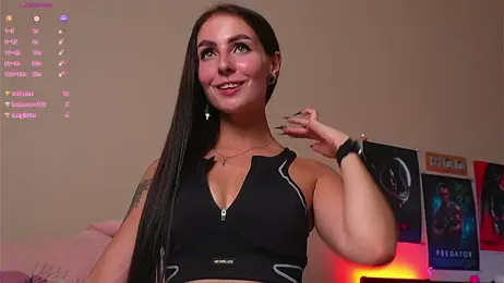 YaraAveiri webcam stripchat model stream image