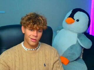 Spencer Roth webcam model stream image