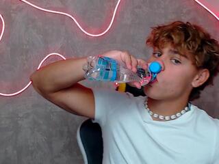 Spencer Roth webcam model stream image