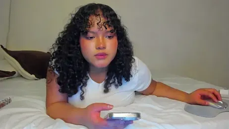 Dephne__ webcam model stream image