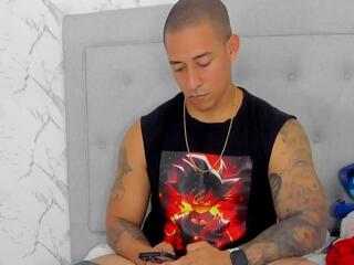 Luigi Ferrara webcam model stream image