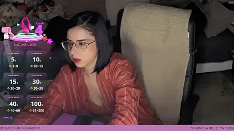 LisandreLaVenale webcam model stream image