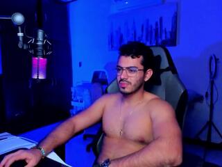 Bruno Oconer webcam model stream image