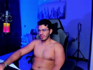 Bruno Oconer webcam model stream image