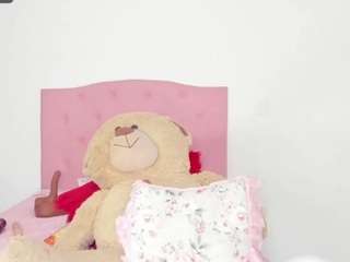 tanishaowens webcam model stream image