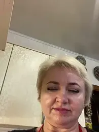 Viki100paradise webcam model stream image