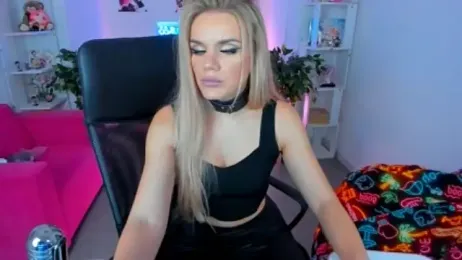 ViollaWise webcam model stream image