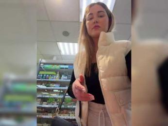 KateMid webcam model stream image