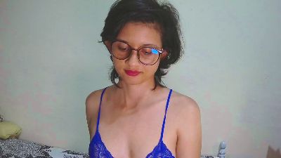 Nadesdha webcam model stream image