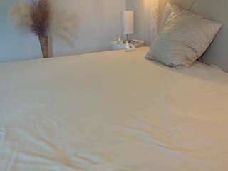 missjuliaa webcam camsoda model stream image