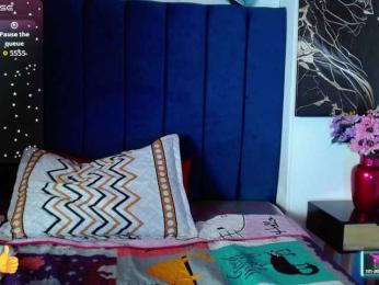 Violet-wish webcam model stream image