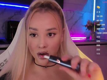 In-your-fucking-mind webcam model stream image