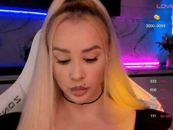 In-your-fucking-mind webcam model stream image