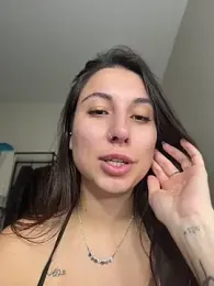 Carolini09 webcam model stream image