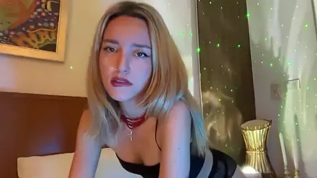 SirenaBelle webcam model stream image