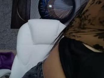 octavia_rouse webcam model stream image