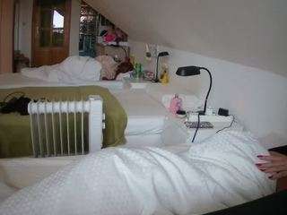 voyeurcam-julmodels-bed-3 webcam model stream image