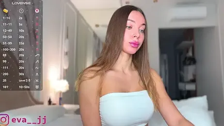 Eva_JJ webcam model stream image