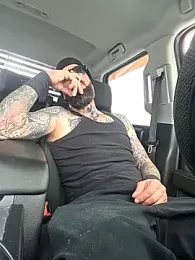 Beardedtattood webcam model stream image