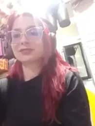 Paula382023 webcam model stream image