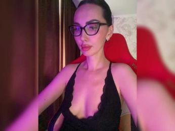 AnnaBlackFlame webcam model stream image