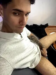 MarvinandtheBbys webcam model stream image