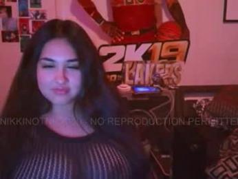 nikkinotnicki00 webcam model stream image