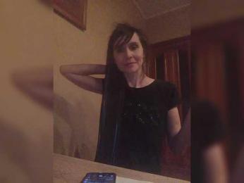 Hellenalonenochka webcam model stream image