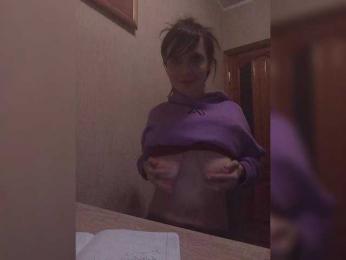 Hellenalonenochka webcam model stream image