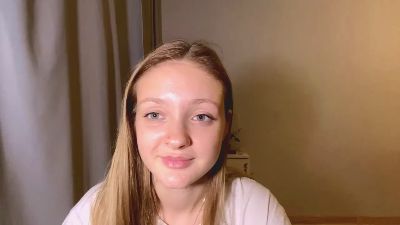 SuziFairbanks webcam model stream image