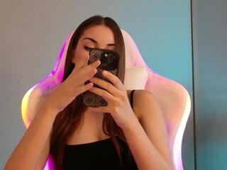 Adela Gilbert webcam model stream image