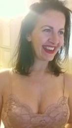 Milfona77 webcam model stream image