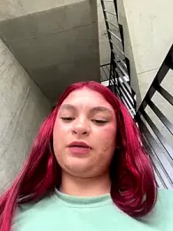 MiaLujan_ webcam model stream image