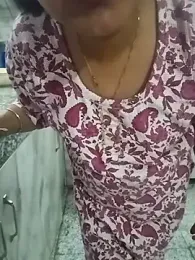 Shanu_Shah webcam stripchat model stream image