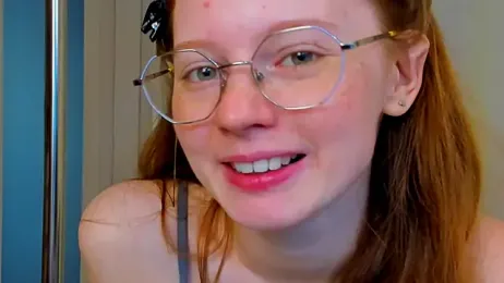 Fire_Luna webcam model stream image