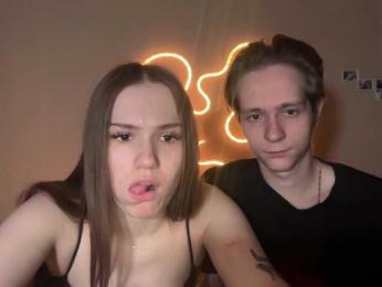 titsDestroy2008 webcam model stream image