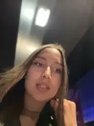 ICrazyOneIRL webcam model stream image