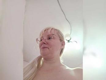 Sweetie454 webcam model stream image