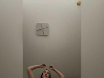 -Valeria- webcam model stream image