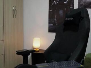 Noahh Jacob webcam model stream image