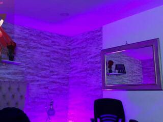 Bruce Stroud webcam model stream image