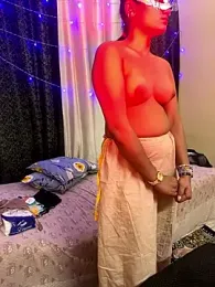 Bolddcpl webcam model stream image