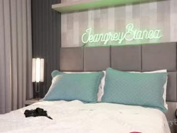 jeangreybianca webcam model stream image
