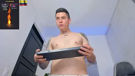 Yeiko_Romero_ webcam model stream image