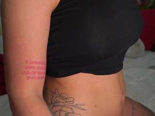 emmagray01 webcam model stream image