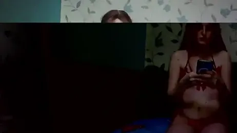 HotNicolle webcam model stream image