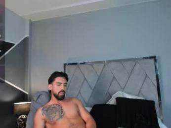 mark_broown_ webcam model stream image