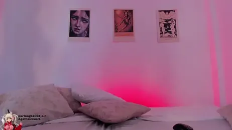 Moonlight1002 webcam model stream image