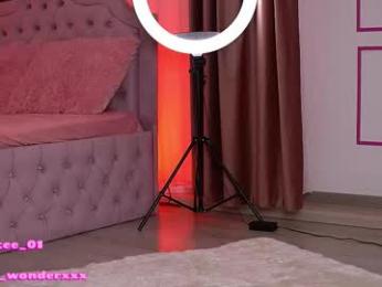 vanessasimon webcam model stream image