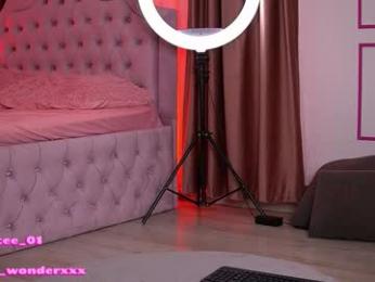 vanessasimon webcam model stream image